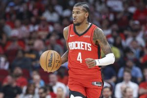 Cohetes y Spurs abren serie de 2 juegos en San Antonio