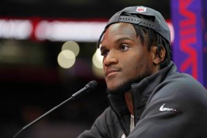CB de 49ers, Charvarius Ward, anuncia muerte de su hija de 1 año