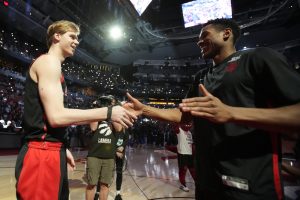 Raptors activan opciones para Ochai Agbaji, Gradey Dick