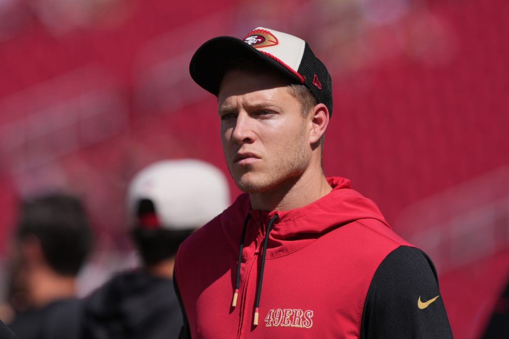 McCaffrey (Aquiles) podría volver a entrenar el lunes: GM 49ers