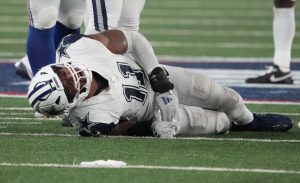 Parsons (tobillo) probable baja vs. Falcons