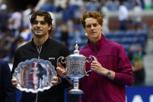 Jannik Sinner y Taylor Fritz pelearán en la lucha por el título Nitto ATP