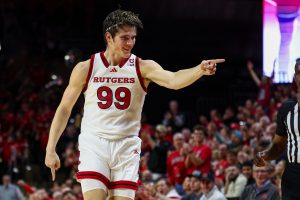 Monmouth contra Rutgers: clasificación de caja, estadísticas y hazaña resumida. Zach Martini (15 de noviembre)