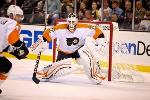Aho lleva a los huracanes a una victoria dominante sobre los volantes: un enfrentamiento fundamental de la NHL