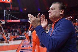 El No. 25 Illinois se recupera de manera colosal y aplasta a la UMES 87-40