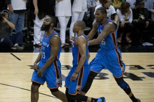 James Harden rendirá un sentido homenaje a Kevin Durant y Russell Westbrook tras escribir el guion histórico de los triples: “Ellos son el modelo”