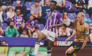 Manchester City monitorea al defensa adolescente sierraleonés Juma Bah