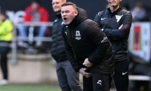 Rooney lamenta la falta de personalidad de los jugadores del Plymouth tras la goleada