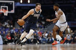 Luka Doncic y los Mavs dominan y propinan la 16ª derrota consecutiva a los Wizards