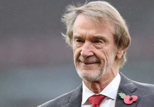 El propietario de la minoría del Manchester United critica la membresía como “mediocre”, cita un reclutamiento lamentable y un pronóstico de datos