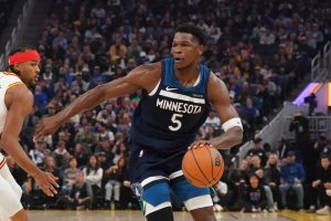 El guardia de los Timberwolves, Anthony Edwards, multado con 25.000 dólares por malas palabras