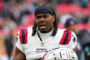 Informes: Los Patriots renunciarán al WR Ok.J. osborn