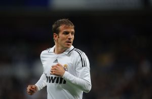 “Ya no sé qué tan largo es el camino”: Van der Vaart afirma que todos los participantes del torneo, incluidos los del Barcelona, ​​quieren jugar en el Proper Madrid