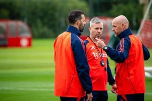 Los asistentes del Manchester United demuestran la resistencia de los jugadores a los consejos didácticos