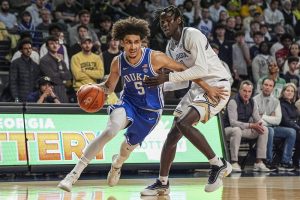 El No. 5 Duke gana sexto consecutivo al derrotar a Georgia Tech