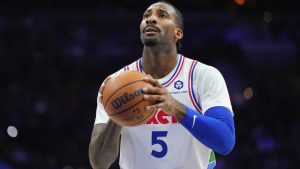 De la simulación de Wembanyama a la expulsión anulada de Drummond: insólita situación en Spurs vs. 76ers | Sporting Details Spain