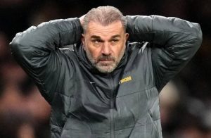 Los problemas defensivos del Tottenham Hotspur se profundizan a medida que Postecoglou enfrenta un estrés creciente
