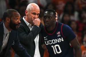 El número 11 de UConn se esfuerza por conseguir una ‘intuición asesina’ en DePaul