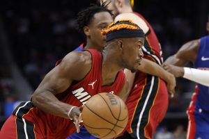 ¿Jimmy Butler jugará esta noche contra Orlando Magic? Lo más reciente sobre la ubicación del candidato alternativo informado por Warmth (26 de diciembre)