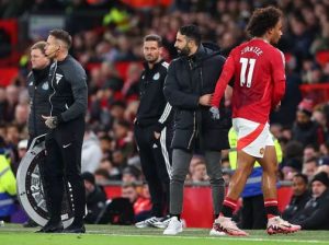 Las luchas del Man United se profundizan mientras Zirkzee lloraba tras la derrota del Newcastle