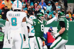 El mariscal de campo de los Jets, Aaron Rodgers, alcanza el hito de 500 TD