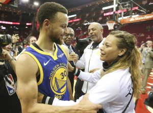 “Casi me abortaron”: Sonya Curry, la madre de Steph Curry, descubre la resiliencia de su madre al quedar embarazada de una adolescente