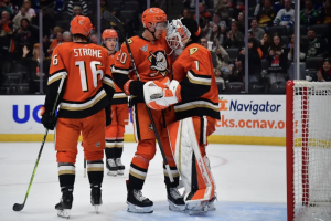 NHL Over/Under Most Intriging: Chicago Blackhawks vs. Anaheim Geese 1 de marzo