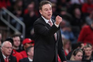 “Brilliant toma un minuto tiempo para curar algunas heridas”: Rick Pitino se abre sobre la reunión de habilidades con Chris Mullins en trabajadores de tormenta carmesí