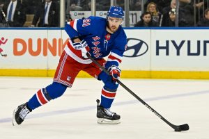 Rangers para tomar un asiento en Reilly Smith el domingo con fecha de cierre de intercambio inminente
