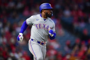 Rangers Pregunta Adolis García (indirecta) Preparado para el día de apertura