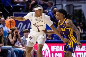Solid 2nd Half empuja No. 22 Texas A&M LSU anterior