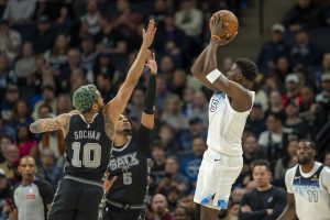 Timberwolves derriba a las espuelas para el quinto recto Derive