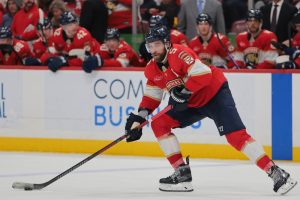 Panthers D Aaron Ekblad suspendió 20 videojuegos para la ofensiva PED