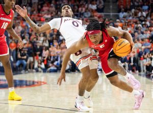 Georgia parece cargar carmesí por la siembra del torneo de la NCAA contra Oklahoma