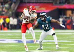 Informes: Ravens acuerda la dirección de 1 año WR DeAndre Hopkins