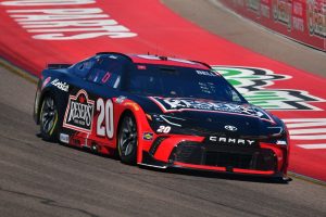 Christopher Bell Eyes 4th Straight Acumule; conductores ansiosos por el cheque de Las Vegas