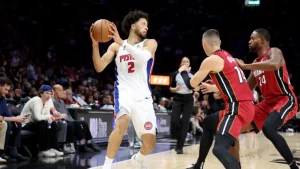 Un triple increíble de Cade Cunningham en el último segundo hunde a Miami Warmth en su peor racha en 17 años | Sporting News Spain