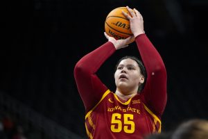 Iowa pronuncia adelantarse a Princeton por la primera victoria