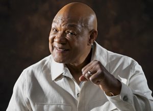 El legendario campeón de boxeo George Foreman muere a los 76 años