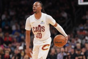 Los Cavs regresan viviendo para enfrentar espuelas caídas