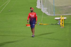 Dinesh Karthik alberga a toda la tripulación en su dilema de Chennai antes que CSK vs RCB IPL 2025 Match [reloj]