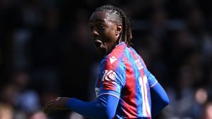 FA CUP CORTINA FINALES Y MISS: Qué semana para la electricidad Eberechi Eze