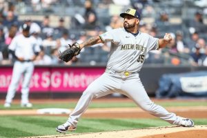 Cerveceros Field LHP Nestor Cortes (codo) en IL de 15 días