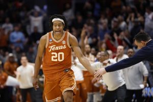 Sec Freshman of Yr Tre Johnson Dejando Texas para la NBA