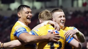 Liga Astronómica de Betfred: James McDonnell protagoniza mientras los rinocerontes de Leeds alivian el asediado Salford Devils anteriores.