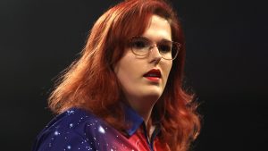 Dardos de la colección de damas: No-Lynn Van Louven asegura títulos de ayuda para ayuda