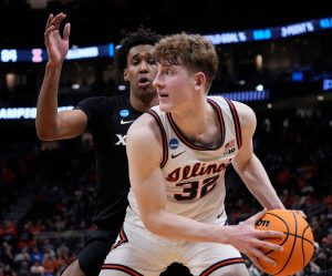 Illinois PG Kasparas Jakucione entra en el draft de la NBA