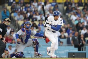 Los Dodgers echan un vistazo para encender la ofensiva de Slack vs. Rockies