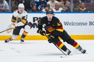 Quinn Hughes de Canucks en ningún lugar cerrado para Cale Makar de Avs, sin duda, el debate defensor de la NHL más intrigante, las encuestas de participantes más actuales de la NHLPA indican