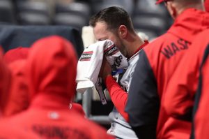 Disputa Nats 3B Paul DeJong (Nostrilla) en IL después de HBP